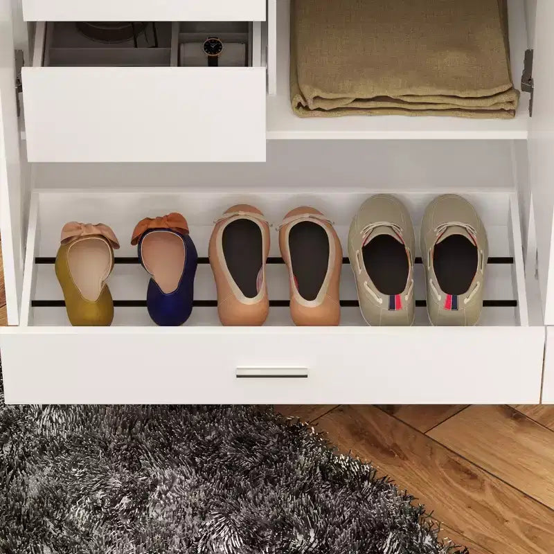 Armoire blanche avec coiffeuse